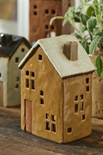 Hus til fyrfadslys Brighton med rustfarvet dør og brun skorsten fra Ib Laursen - Tinashjem